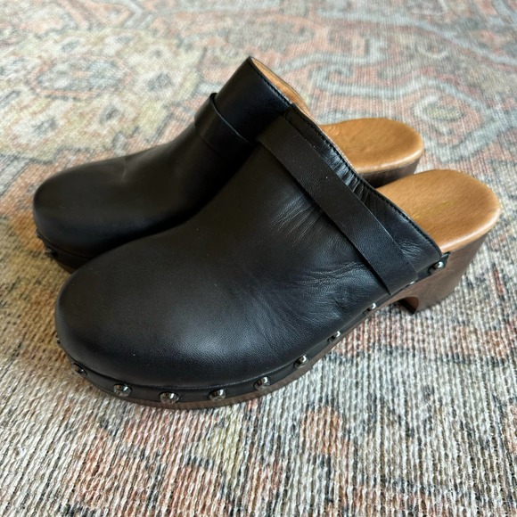 Andre Assous Sofia Clog in Black Stud - Picture 9 of 9